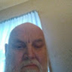 Meet your Posher, Dennis